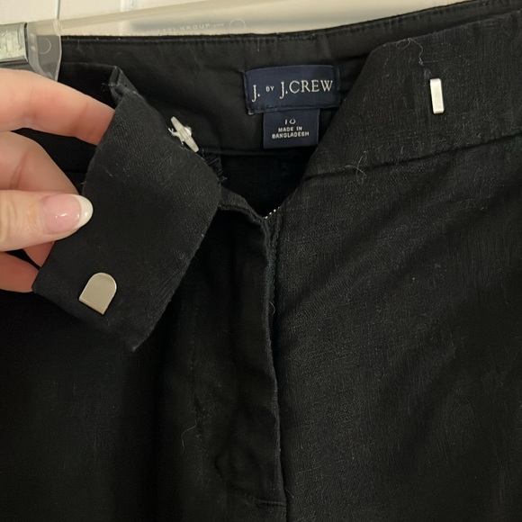 J Crew Factory scalloped shorts - Picture 2 of 3